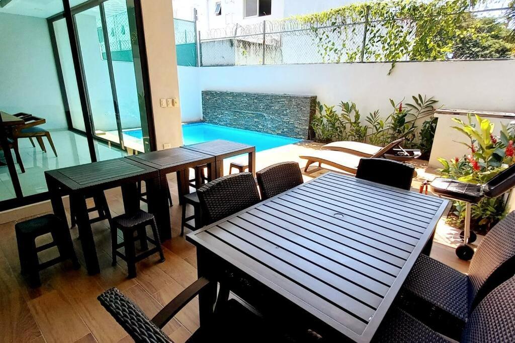 New 4 Bedroom House Sleeps 16 Pool, Bbq And More! Holiday home Puerto Vallarta