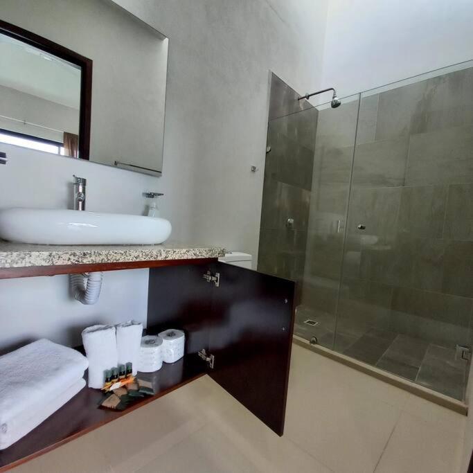 New 4 Bedroom House Sleeps 16 Pool, Bbq And More! Puerto Vallarta